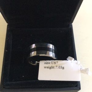 Men’s Size 7 Ring